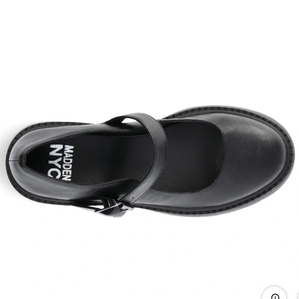 Madden NYC Women's Lug Maryjane Shoes - Picture 3 of 5